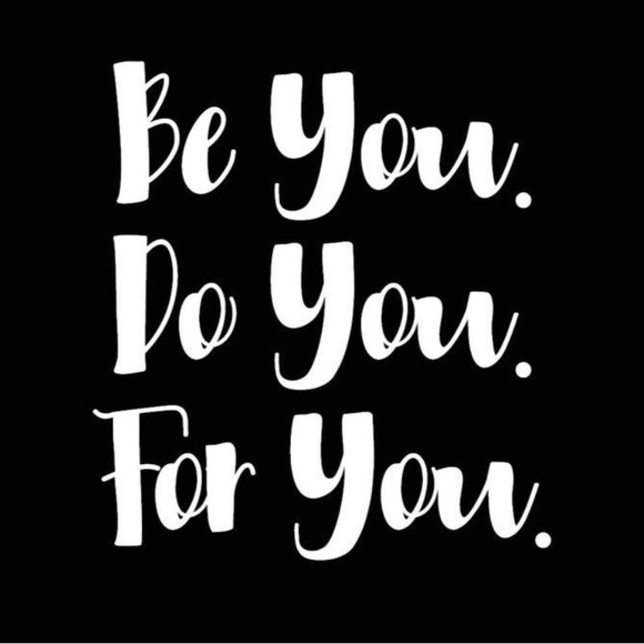 LIVE SHOW! $5-$10 starts - Picture 2 of 5